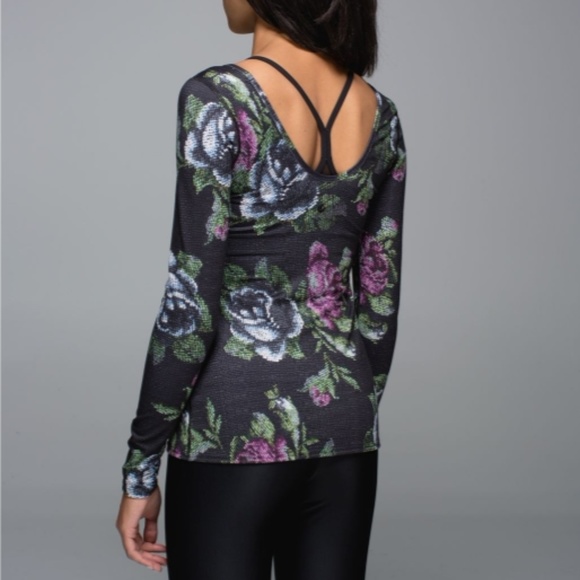 lululemon athletica Tops - SALE! rare Lululemon double U floral top